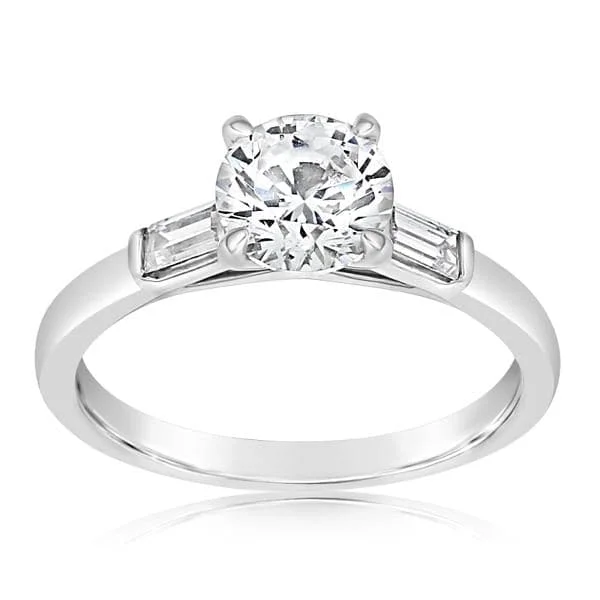 Three Stone Diamond Engagement Ring Setting