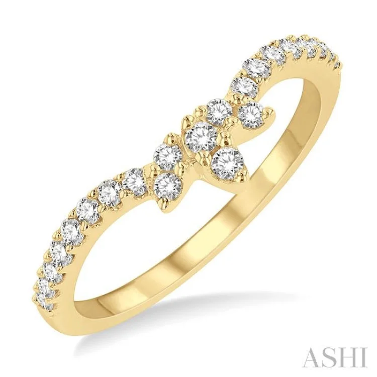 1/3 ctw Triple Marquise Centerpiece Round Cut Diamond Curved Wedding Band in 14K Yellow Gold