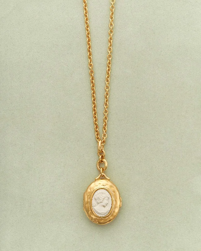 Vivianna Cameo Necklace